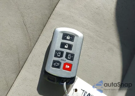 2017 Toyota Sienna Xle Premium 8 Passenger from USA, damaged, VIN 5TDYZ3DC5HS802812